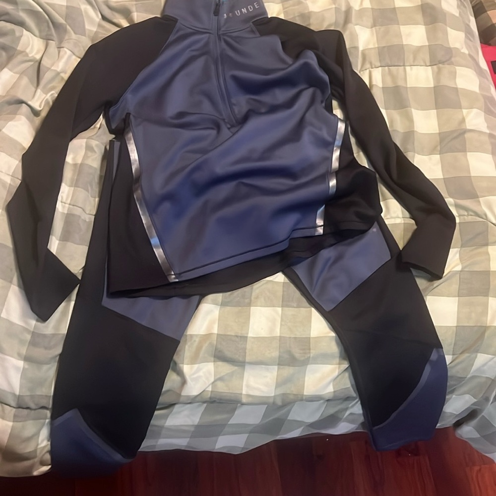 Under Armour Women ColdGear Colorblock Half-Zip Training Top / Compression Pants
